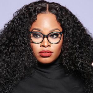 Tasha Cobbs, “Let It Fall”