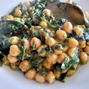 Spinach & Chickpea Pesto Stir Fry | Canberra Food Blogger Ganns Deen